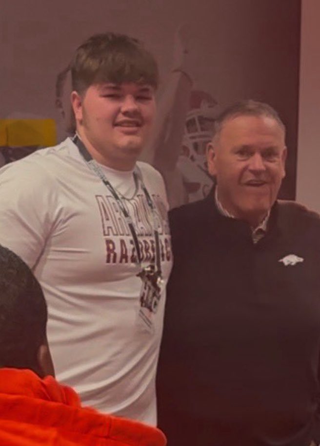 ArkRecuriting94's tweet photo. IOL Bradley Sturdivant ⭐️⭐️⭐️
6-3 300 Sheridan, Arkansas
601 NAT 139 IOL 3 AR

Chose Hogs over App State

Follow him here @BradleyStu20314 https://t.co/eju9HWIHrS
