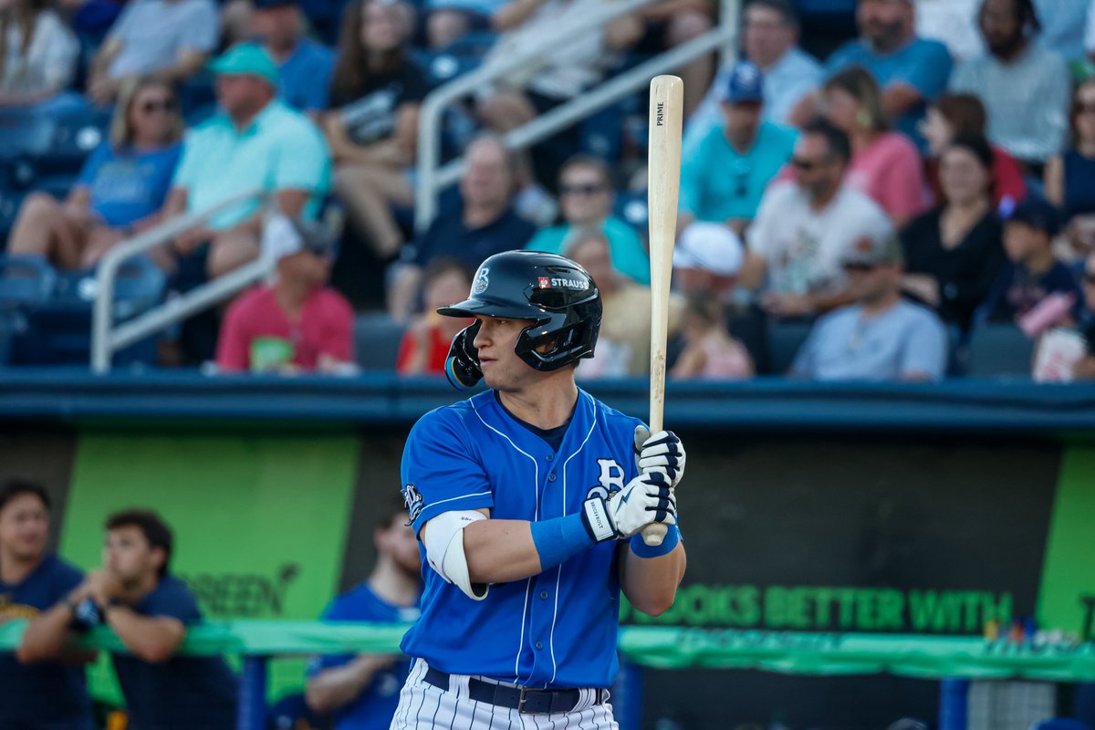 Mike Boeve has always hit REALLY well in Pensacola. How good? He's the best hitter in Blue Wahoos Stadium HISTORY by average (.433) and OPS (1.328) 🔥🔥

#ShuckYeah #ThisIsMyCrew