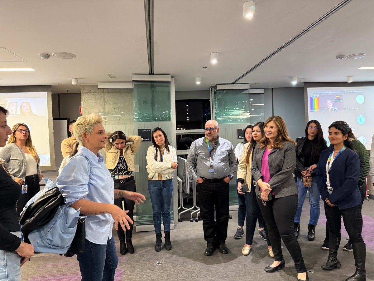 Este año, nos sentimos honrados de contar con la presencia de Camila Chain, quien nos acompañó con su inspiradora charla:✨ “El amor es de todos los colores” ✨

En NTT DATA abrazamos la diversidad 🤗

Abrázala tú también 💖✨

#NTTDATAColombia #ProudlyDiverse
