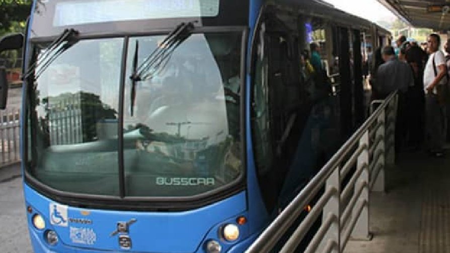 A dos años de la liquidación del operador del MÍO, persisten las consecuencias: más de 400 accionistas sin respuesta y 157 buses en abandono. Urge una solución integral y transparente.