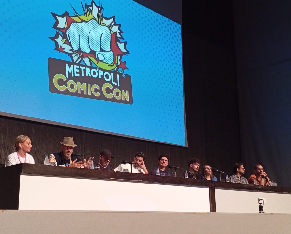 La Casa De EL (@lacasadeel) on Twitter photo En la presentación de los comics exclusivos de Metrópoli Comic Con con los responsables de sus portadas: <a href="/RafaSandoval75/">Rafa Sandoval</a>, <a href="/JorgeJimenezArt/">Jorge Jiménez</a>, <a href="/Danmora_c/">Dan Mora</a>, <a href="/SimoneDiMeo_/">Simone Di Meo</a>, Bruno Redondo y @sampereart En la presentación de los comics exclusivos de Metrópoli Comic Con con los responsables de sus portadas: <a href="/RafaSandoval75/">Rafa Sandoval</a>, <a href="/JorgeJimenezArt/">Jorge Jiménez</a>, <a href="/Danmora_c/">Dan Mora</a>, <a href="/SimoneDiMeo_/">Simone Di Meo</a>, Bruno Redondo y @sampereart