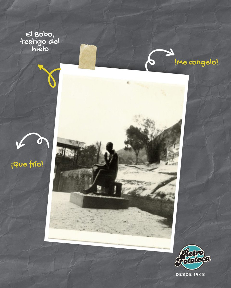 #TBT Cuando el granizo vistió de blanco a Uniandes!
En el centro, El Bobo, inmóvil y sereno, parecía contemplar el paisaje. Hoy, esta imagen es más que una curiosidad, es un fragmento de la historia de nuestro campus. #UniandesAyer #HistoriaDelCampus
#RetroFototeca