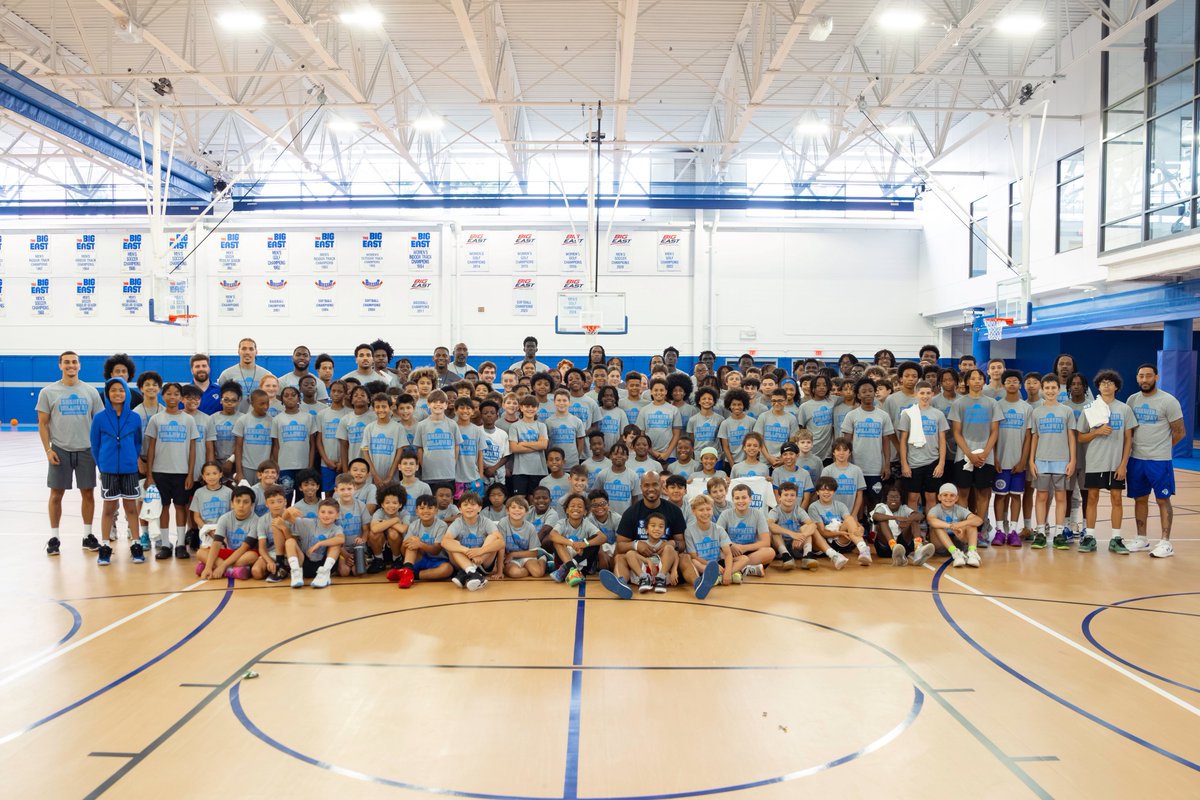 SetonHallMBB's tweet image. Thank you to all who attended Session 1 of SHAHEEN HOLLOWAY BASKETBALL CAMP‼️Limited spots remain for Session 2‼️‼️‼️🔵⚪️🔵⚪️
Register today ➡️ …heenhollowaybasketball.totalcamps.com/About%20Us