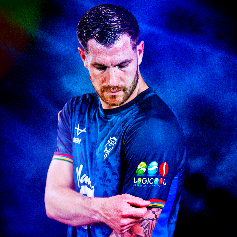 LincolnCity_FC's tweet photo. ❤️ A closer look at our away threads.