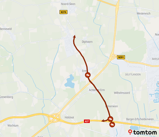 ANWBverkeer's tweet photo. Een lading frituurvet is op de #N376 terechtgekomen. De weg is in beide richtingen dicht bij Diphoorn. https://t.co/xBU95F01Kk