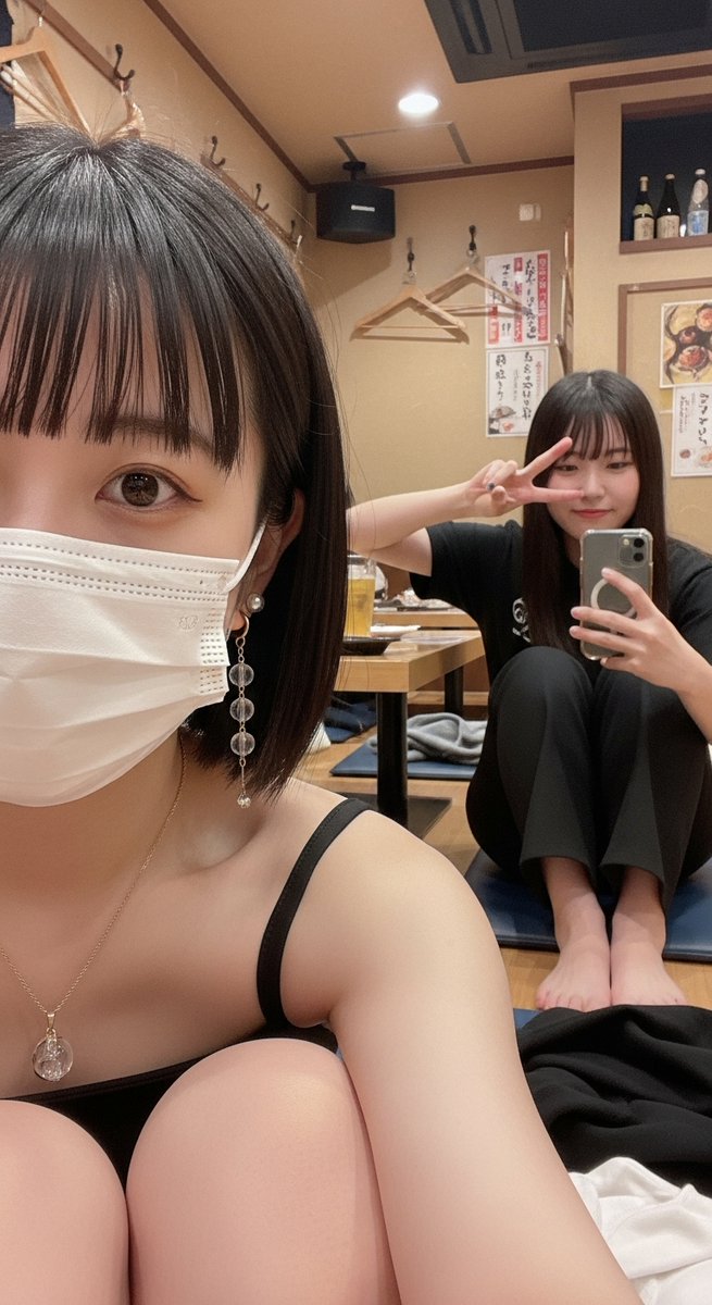 わたし達、たまに  
“貧乳舐められながらイかされる”って妄想しちゃう…

…変かな？🫣

そう思わない人だけ、  
プロフの奥までのぞいてみて🩺💗