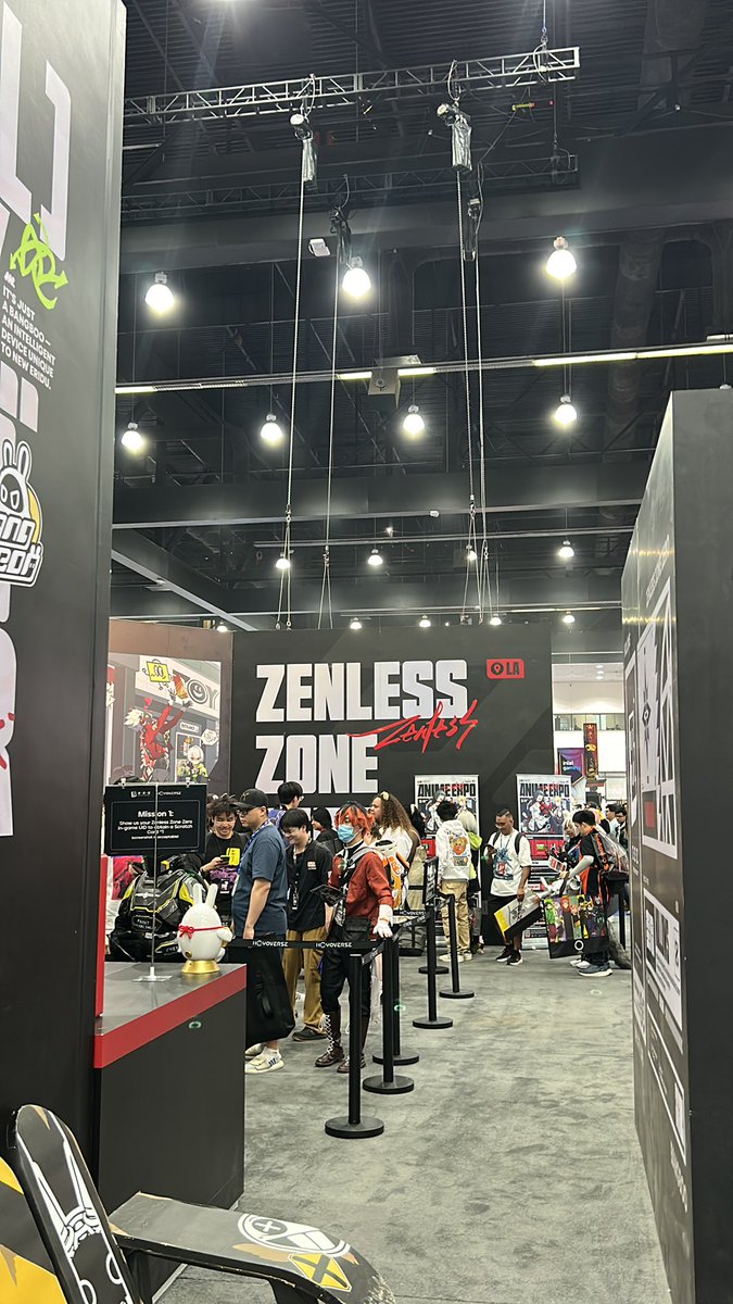 W33bIRL's tweet photo. #ZZZAX #zzzero https://t.co/j2bTwoM5se