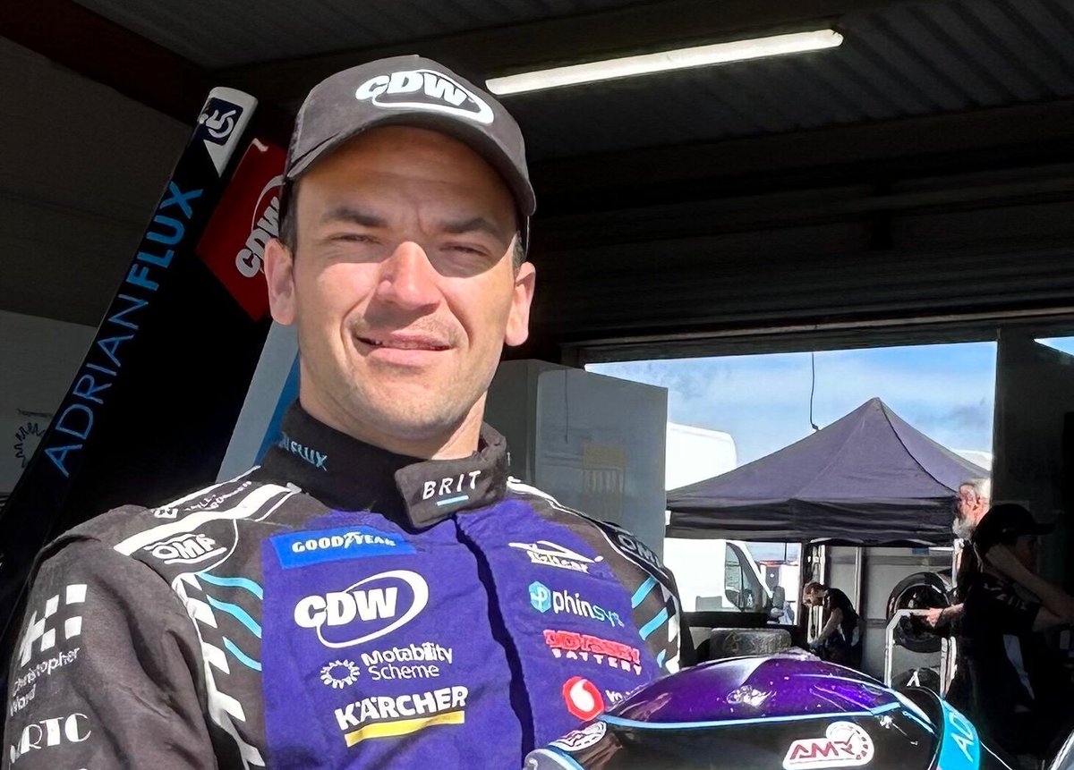 Franchise (@ukfranchising) on Twitter photo Driving change on and off the track! <a href="/ChipsAwayUK/">chipsawayuk</a> teams up with @TeamBRIT driver Aaron Morgan to champion inclusion and innovation in UK motorsport.
An inspiring partnership with purpose. π Read more >> buff.ly/b5obOMT Driving change on and off the track! <a href="/ChipsAwayUK/">chipsawayuk</a> teams up with @TeamBRIT driver Aaron Morgan to champion inclusion and innovation in UK motorsport.
An inspiring partnership with purpose. π Read more >> buff.ly/b5obOMT