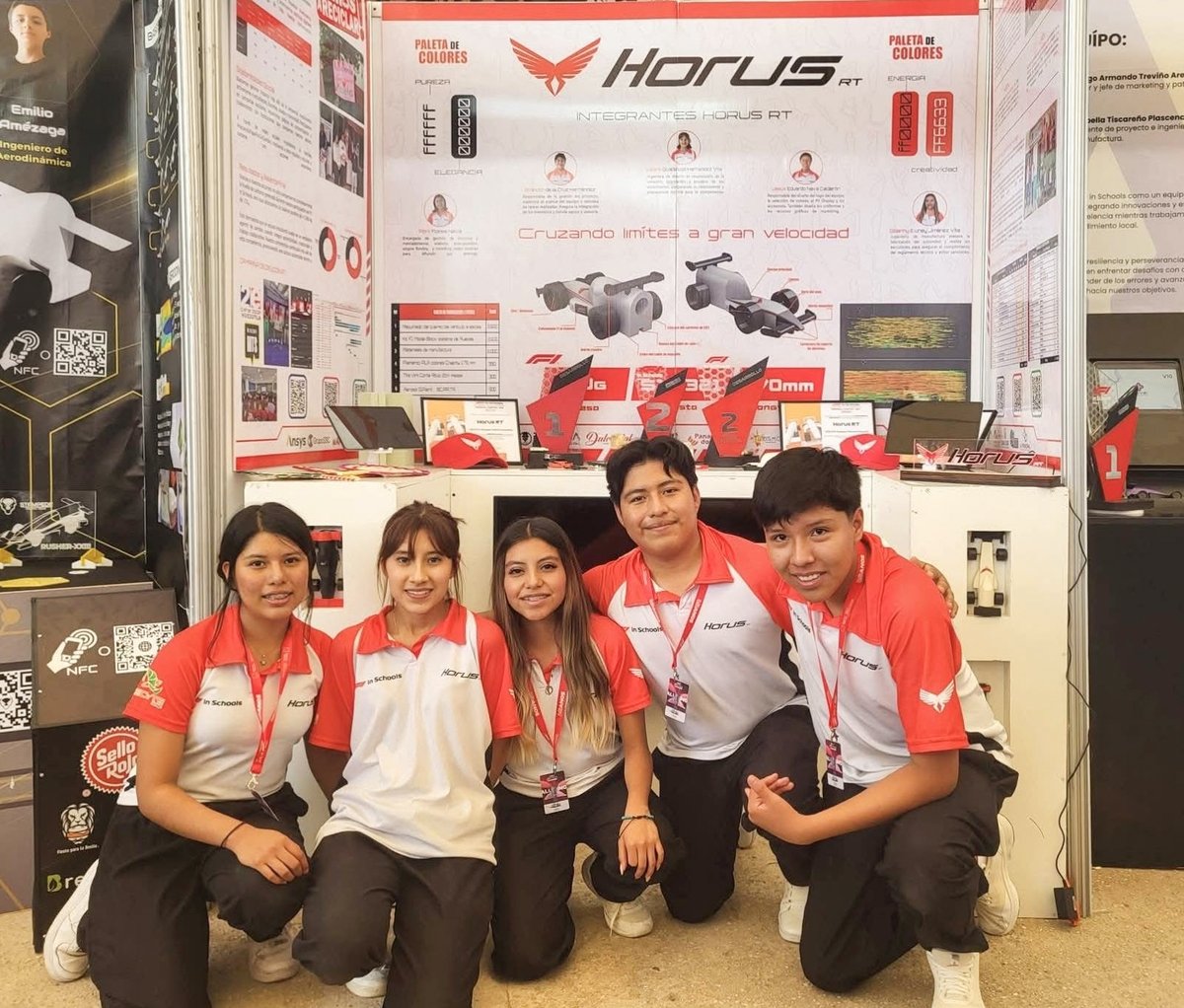 juliomenchaca_'s tweet photo. Felicidades a las y los estudiantes del @CecyteHuautla que representaron a nuestro estado en el Horus Racing Team, obteniendo el Premio Espíritu de Colaboración. 🏆
Este reconocimiento es reflejo de su compromiso, talento y, sobre todo, del gran trabajo en equipo. ¡Sigan así! Estoy seguro de que vendrán muchos más logros en su camino profesional. 🤝🚀
#PrimeroElPueblo
