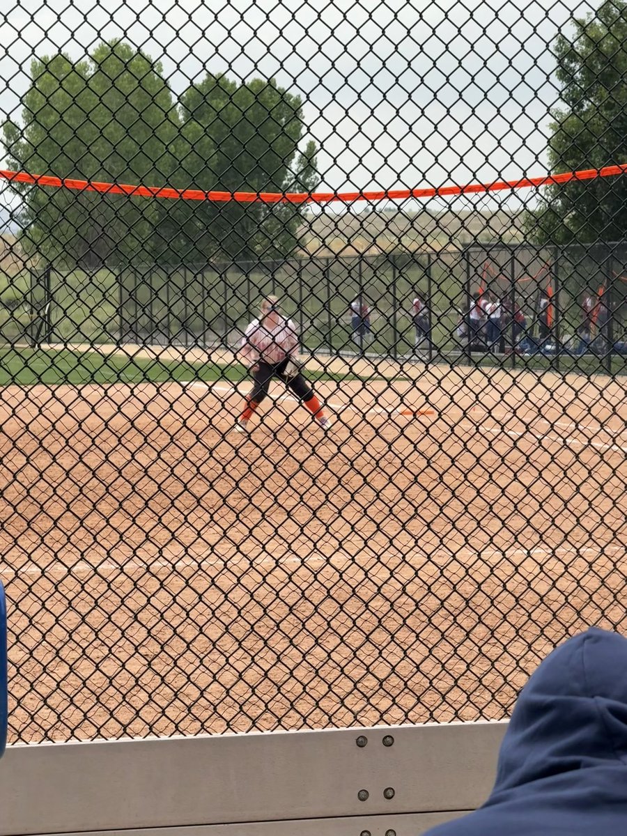 Good start to CO with a Tennessee camp and an org workout day 1! Thank you <a href="/Vol_Softball/">Tennessee Softball</a> for a fun and informational camp!🧡🩵 And thank you to the entire Unity organization, the players, and all the coach’s for some exposure and many reps on the field!🧡💜