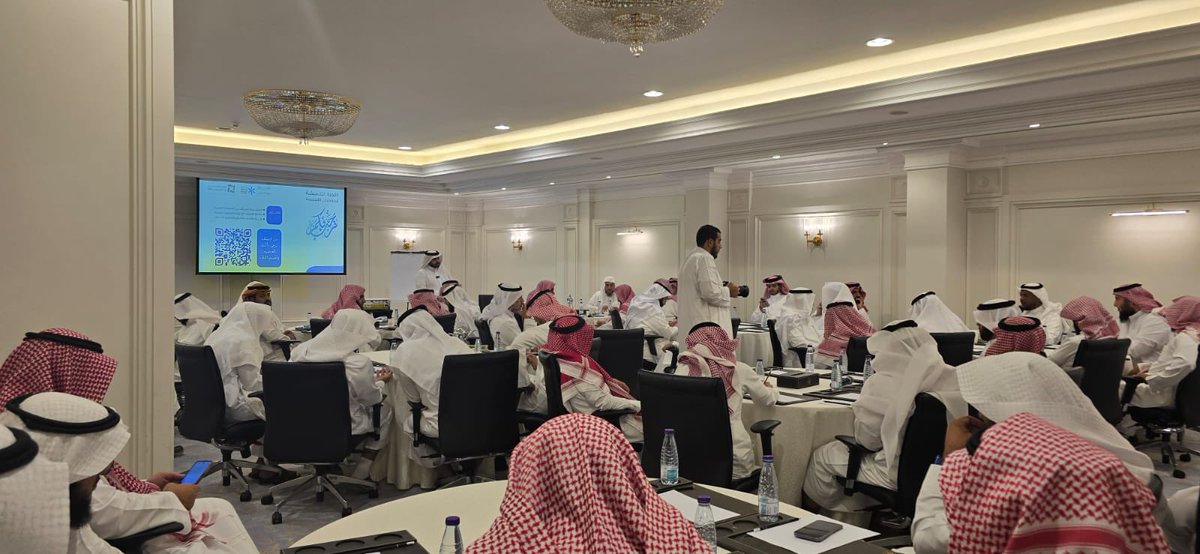 أقامت اللجنة التنسيقية للجمعيات التعليمية 
اللقاء التشاوري الأول للجمعيات التعليمية، والذي يهدف إلى تعزيز التواصل والتكامل بين الجمعيات التعليمية، ومناقشة القضايا المشتركة، وتبادل الرؤى والخبرات، بحضور ومشاركة أكثر من خمسين جمعية تعليمية من مختلف مناطق المملكة.