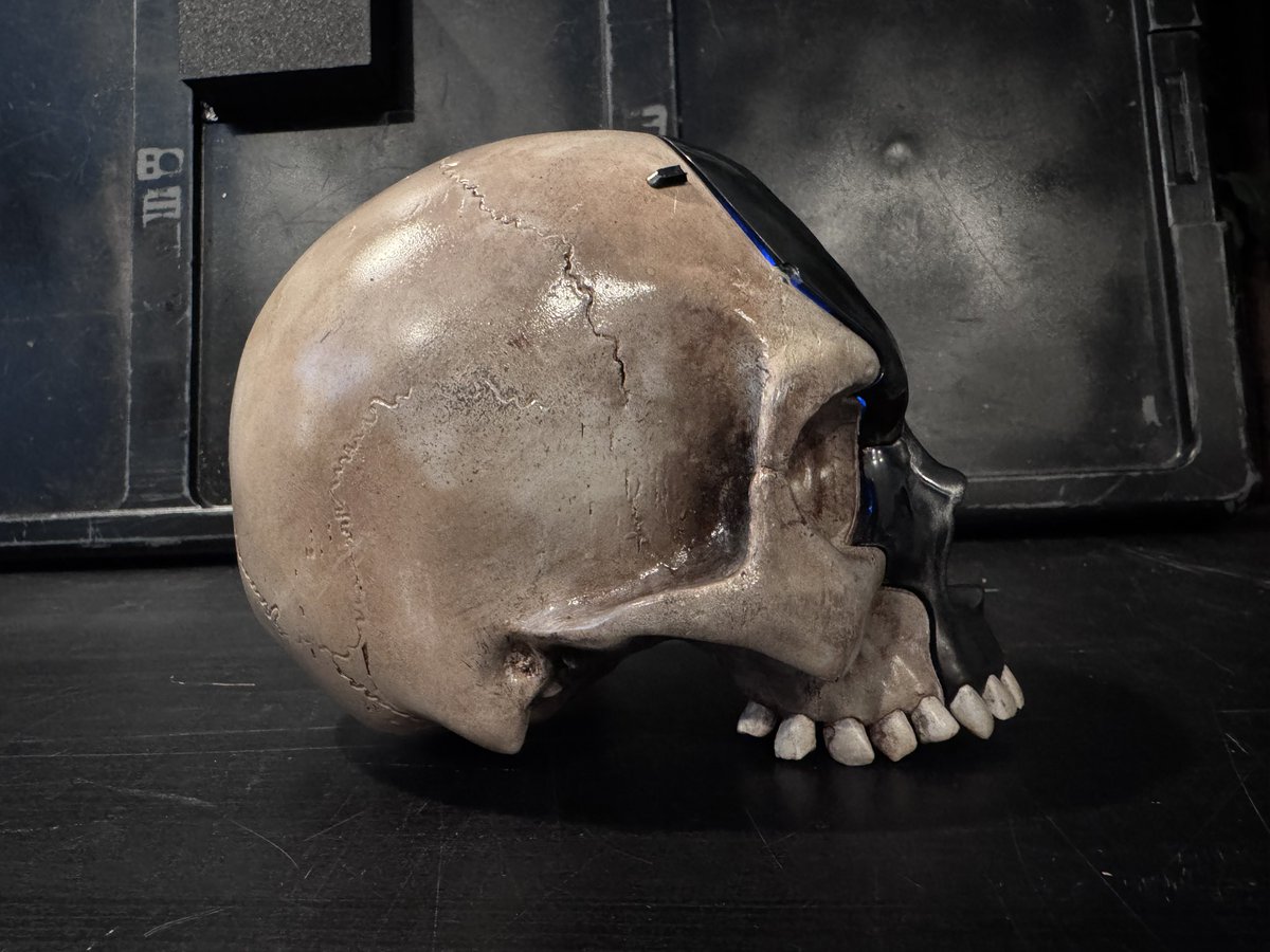 creativemechncs's tweet image. Halo Oddball skull prop

Commission for my brother in law. I’m really having too much fun with graphite powder, it makes such a cool effect!

Files from @galacticarmory 

#halo #oddball #oddballskull #skull #propmaking #propmaker #3dprinting #3dprint @halo