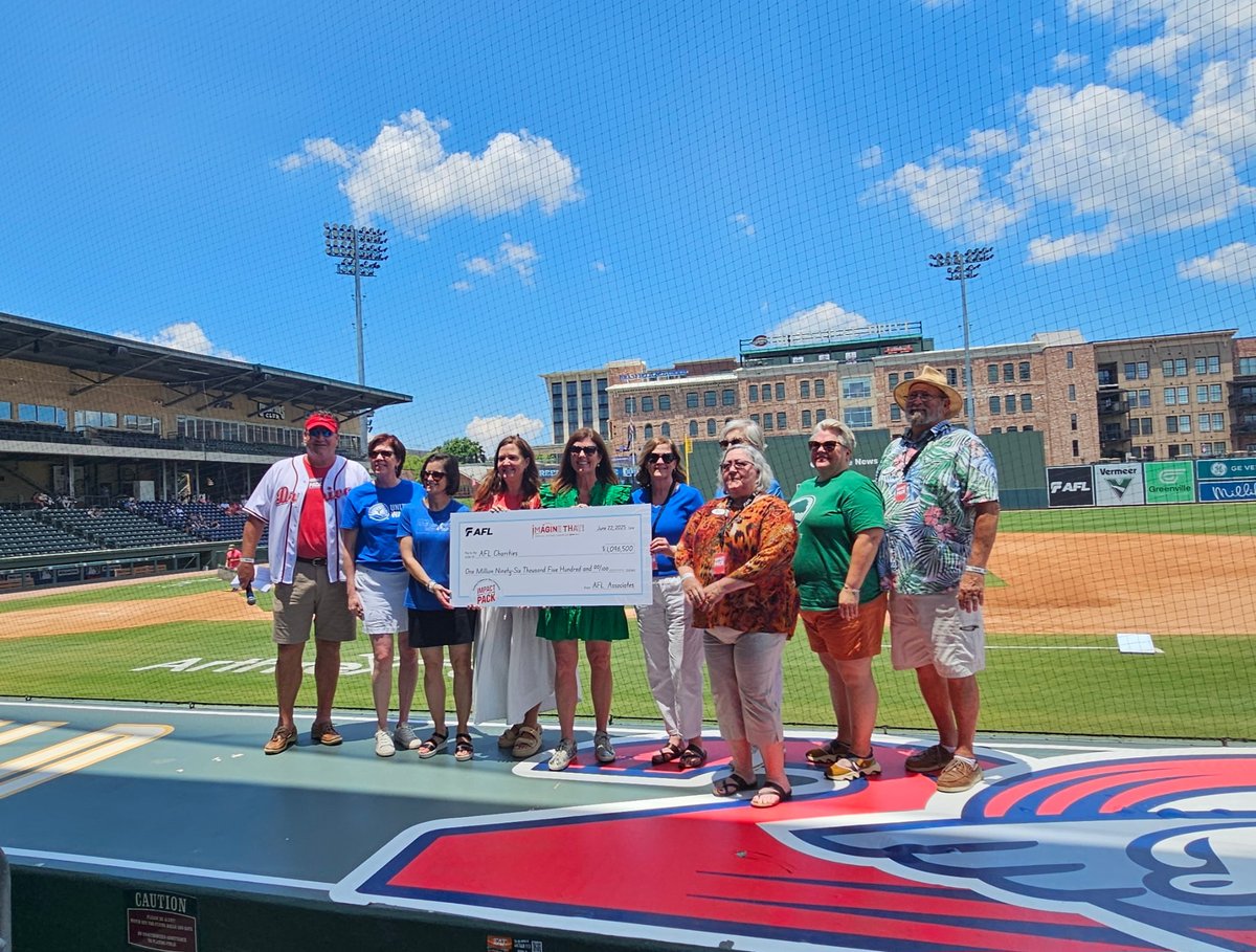 PamelaEvette's tweet photo. It was an honor to join AFL a few weeks ago as they announced the incredible results of their employee-driven “IMAGINE THAT!” charitable campaign to combat childhood hunger. 

Our nation is the most charitable in the world, and this event is just one more example of how S.C. is leading the way — with $1.1 million of the total $1.4 raised coming from the Upstate by AFL’s local associates.

I am grateful to AFL president Jaxon Lang for your leadership and your investment both in your employees and in this community. #AimHigherSC