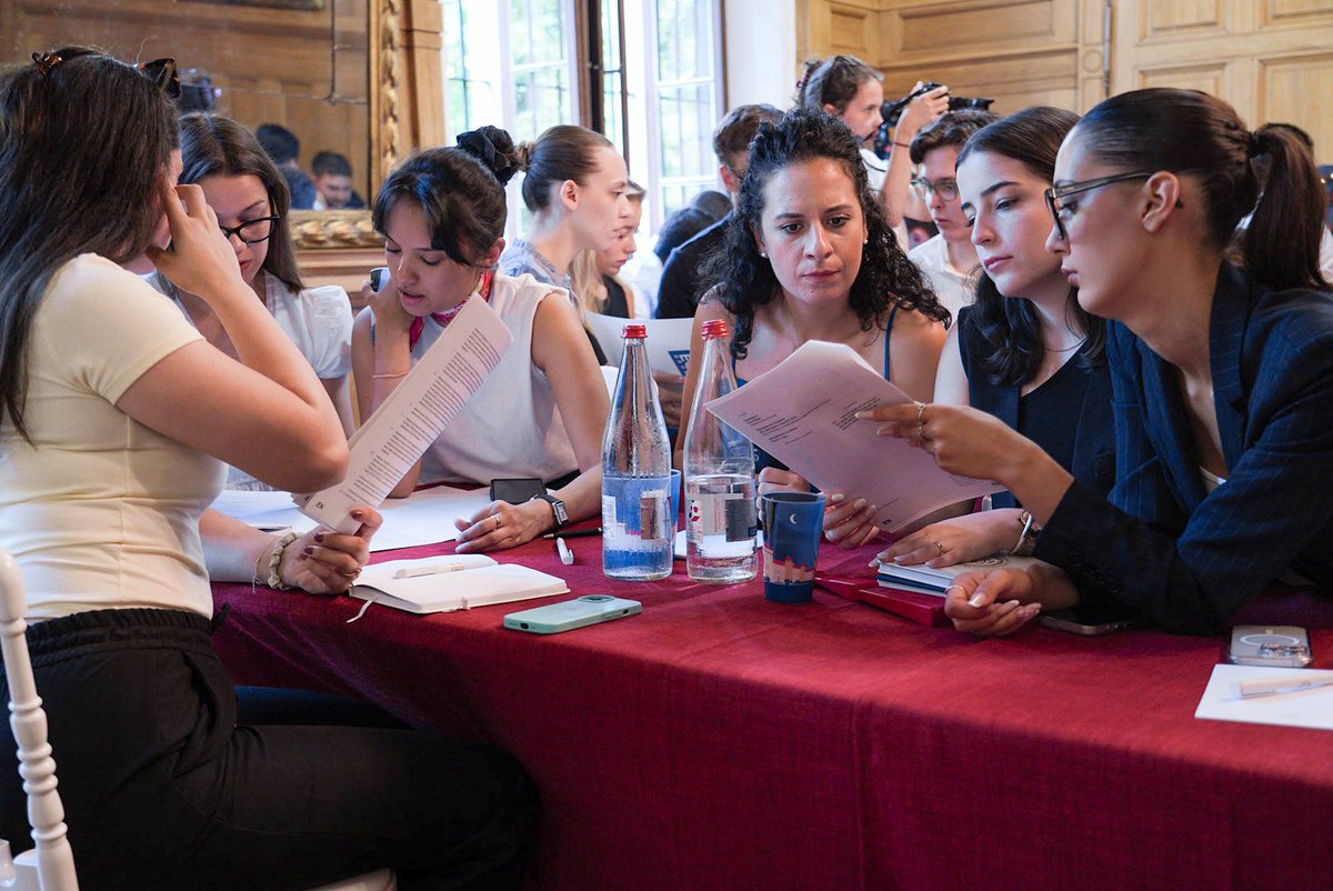 europeanreform's tweet image. Highs and Lows of Making EU Law: Inside the Legislative Process
What an electrifying workshop led by @AndreaCepova, Deputy Secretary General of the @ecrgroup , during the #SummerUniversity!
