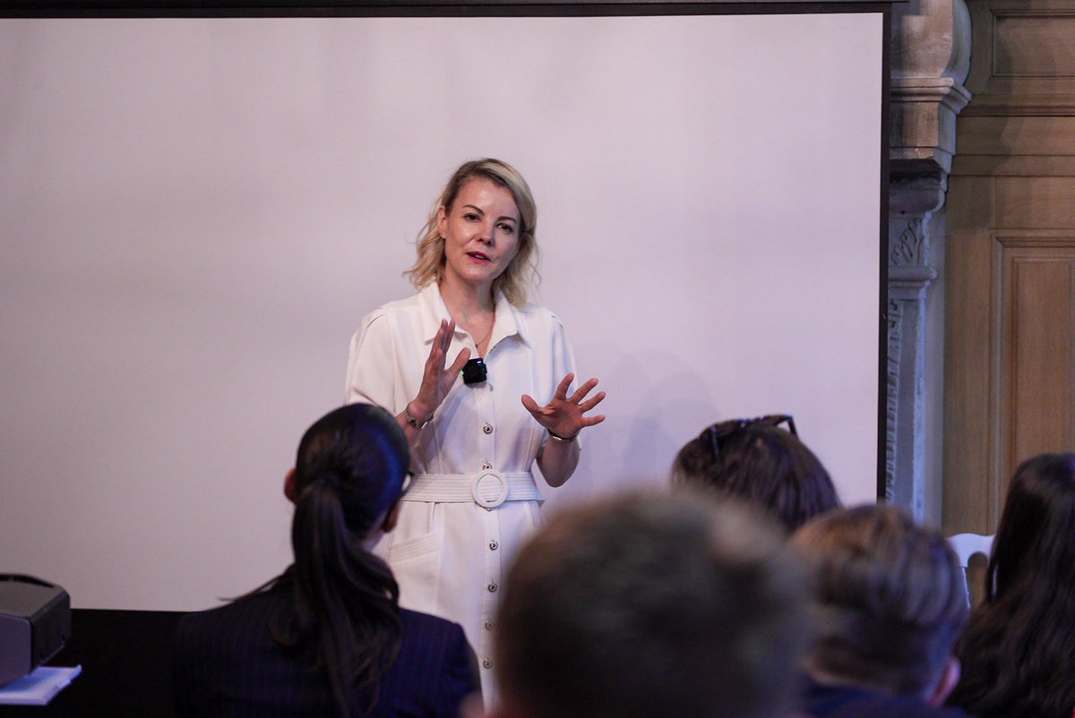 europeanreform's tweet image. Highs and Lows of Making EU Law: Inside the Legislative Process
What an electrifying workshop led by @AndreaCepova, Deputy Secretary General of the @ecrgroup , during the #SummerUniversity!