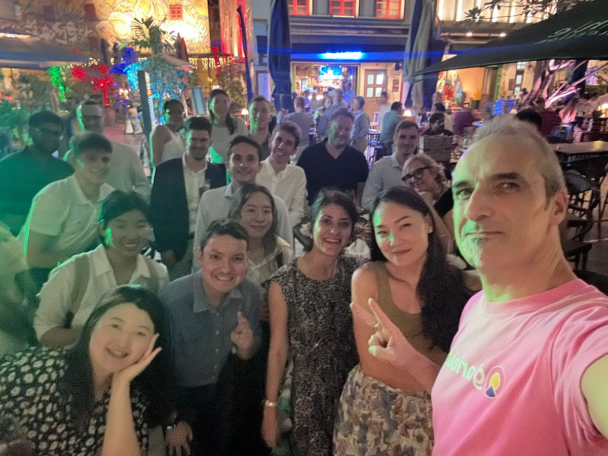 ESSEC Alumni tweet media