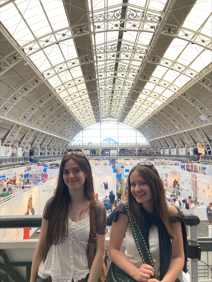 PipersSenior's tweet image. Year 12 Textiles and Mrs Maynard have had an excellent day at New Designers. It was especially special to see three Pipers Alumnae exhibiting their graduate work. Well done Hannah, Emily and Katie your work is fantastic. #PipersSixthform #PipersTextiles #PipersInspire