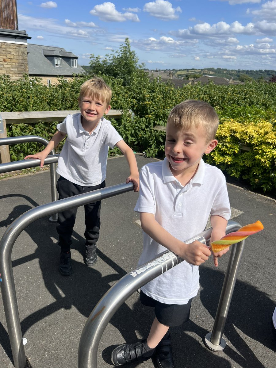 Thorpe Primary School (BD10) tweet media