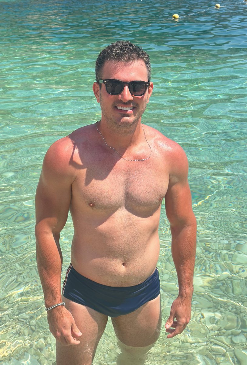 ericmalveira's tweet photo. Endless summer ☀️ https://t.co/extDKDQV6m
