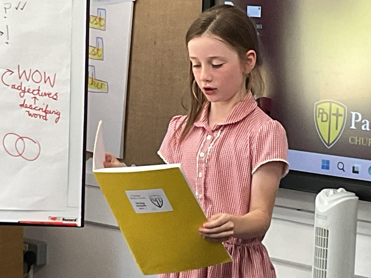 PDA_Y2's tweet image. Fantastic enthusiasm from our class family as we all wanted to share our independent creative writing with everyone! Well done Year 2! I’m so proud of you! ⭐️👀⭐️👀#pdaenglish