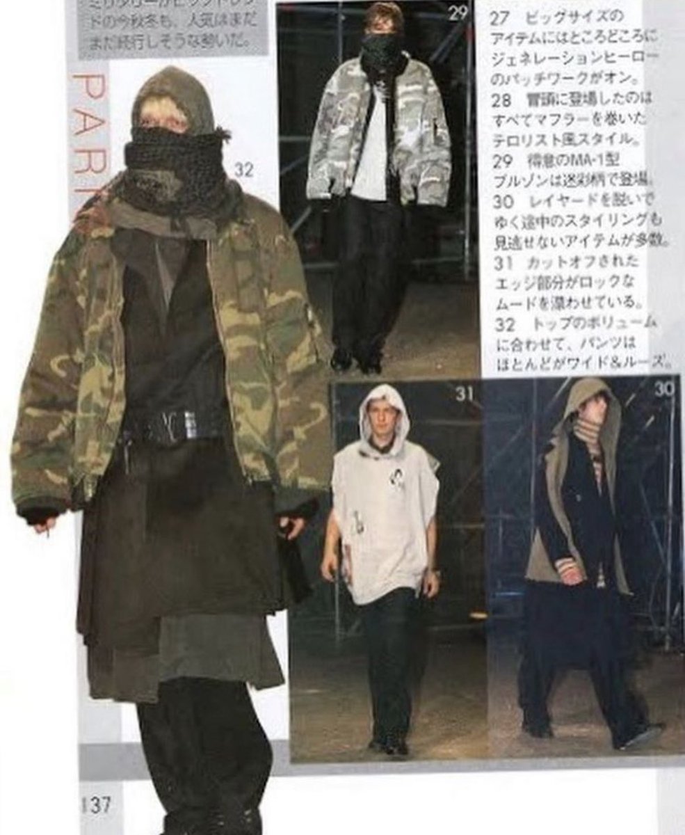FinalBlow_Chi's tweet photo. Raf Simons AW01 https://t.co/CTC3rJXOwG