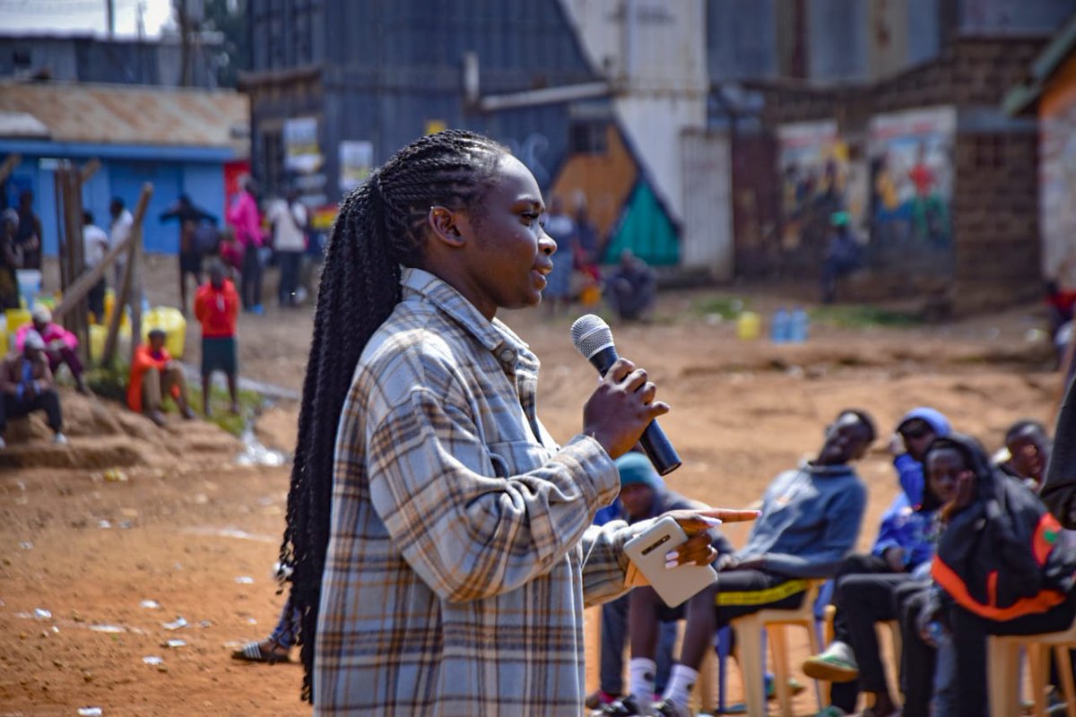 siasaplace's tweet photo. From the heart of Kibra at Undugu grounds voices were raised and concerns aired. Kitu wasee wanadai ni Kibra fiti kwao na kwa generations to come. They need;
1. Their playground at Undugu worked on.
2. Access to clean water. 
3. Disability friendly hospitals and other public institutions in the area.
4. They want drugs at Undugu and Silanga dispensaries 

And above all mayut wanadai mboka juu siku zote ganji ndiyo inabonga.
#AmplifyingYouthVoices 
@spec_kibra @SakajaJohnson @edwinsifuna @EstherPassaris @CrystalAsige @MwalimuOrero @JalangoMwenyewe