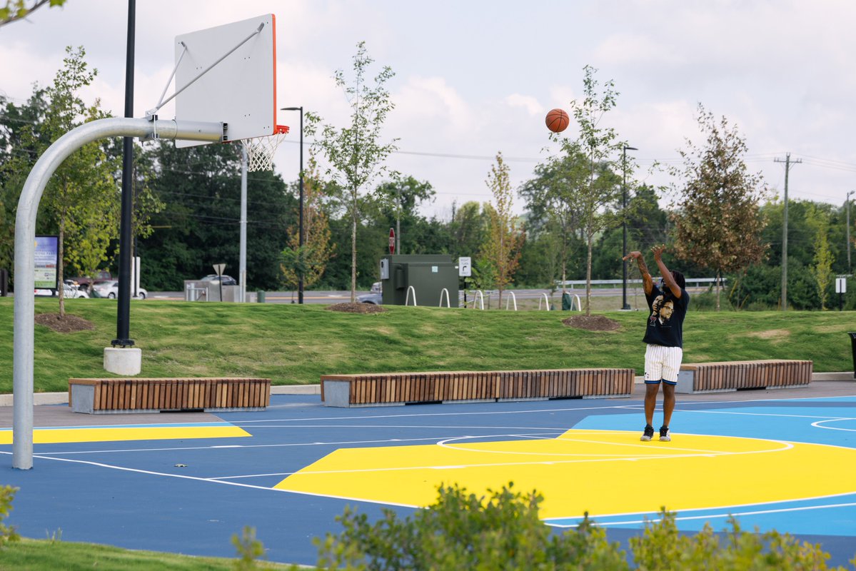Take a break between jumpshots this weekend and share your vision for the future of Metro Parks! 🏀
surveymonkey.com/r/MetroP2PU