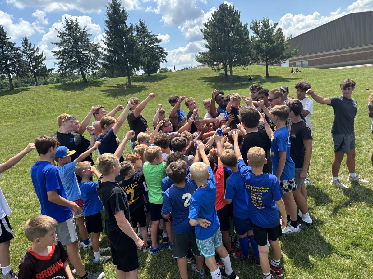 woogeneralsfb's tweet image. This past Wednesday we hosted the 2025 Herman Gibbs Youth Football Camp for grades 1st-4th grade.
We are so thankful for our coaches & HS players who poured into the lives of our future Friday Nighters. These young Generals showed up & showed out and competed their tails off!
