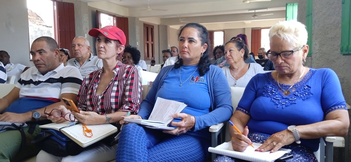 El próximo 5 de Julio iniciarán las actividades del verano en Camagüey que tendrá un programa cultural, recreativo y con ofertas de  gastronomía en plazas, parques, comunidades rurales y las instituciones. La dirección de la Asamblea chequea el programa.