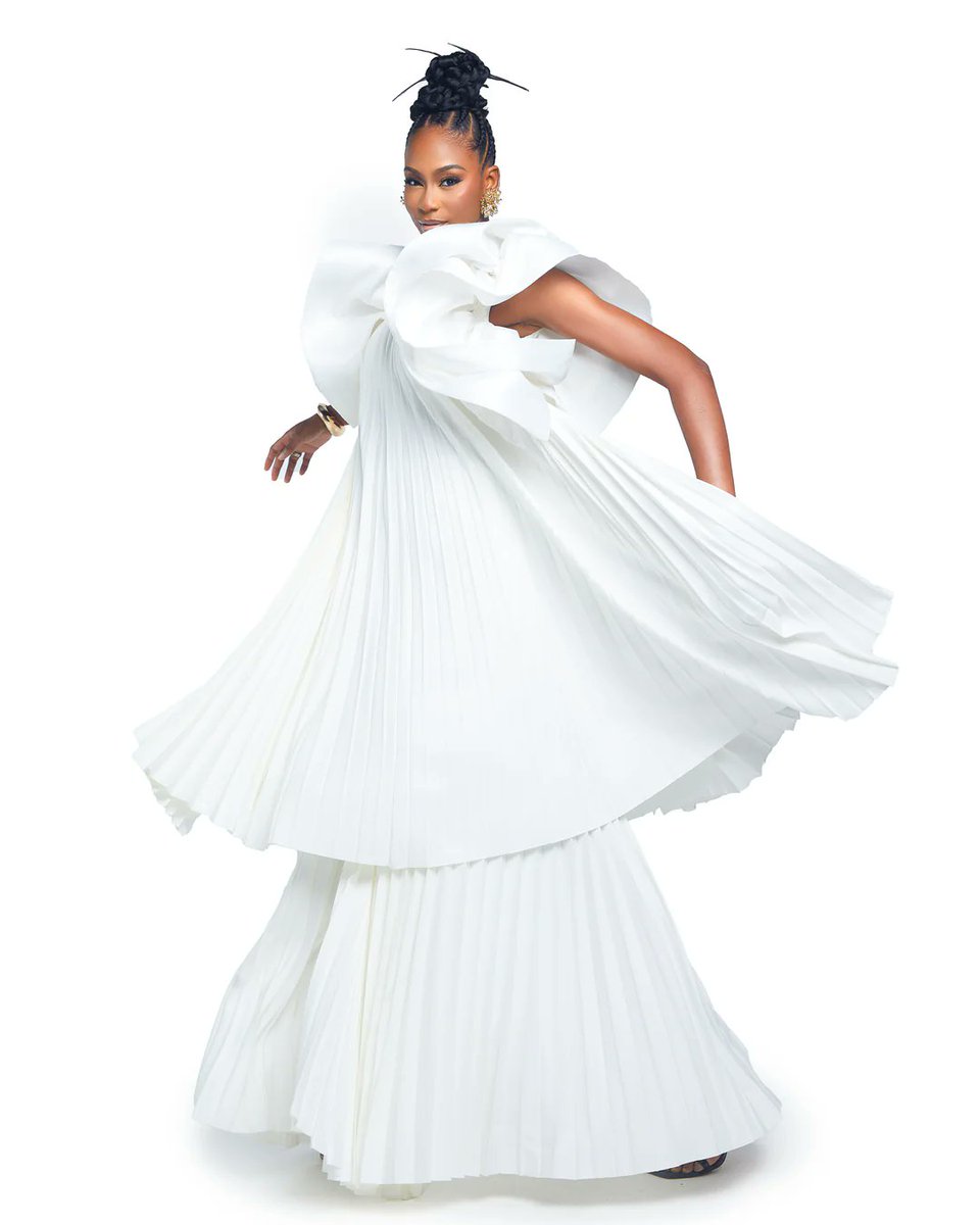StyleAfrique's tweet image. What to Wear This Summer? February by Serwaa Unveils the Perfect Answer with Its Resort 2025 Collection 

#styleafrique #fashionblogger #womenswear #sɛwaaresort #sɛwaa #resort25

styleafrique.com/2025/06/30/wha…
