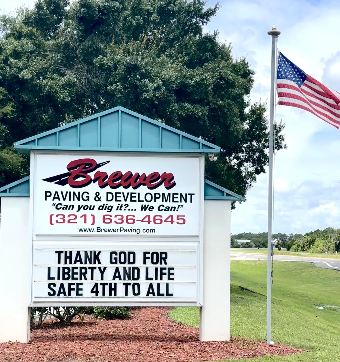 BrewerPaving's tweet photo. Tomorrow we celebrate the land of the free &amp; the home of the brave. We are proud to live &amp; work in this great nation, &amp; we thank God for the blessings of liberty, opportunity, &amp; the strength to build a better tomorrow.
Have a safe &amp; joyful Independence Day! 
#GodblessAmerica! https://t.co/uMx8jGRMCx
