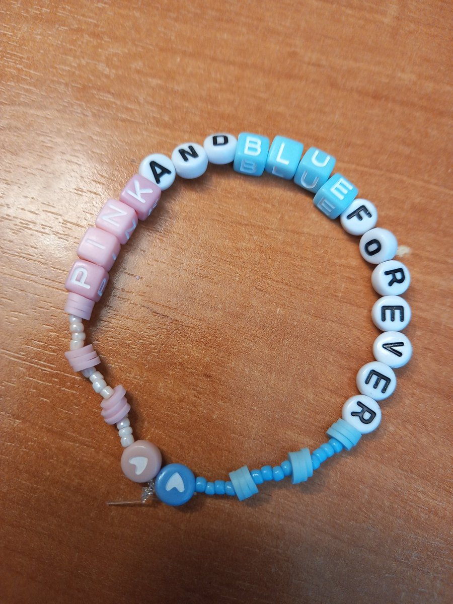 fluffy_l00cura's tweet photo. Myślę, że pięknie mi wyszła
#pinkandblueforever #fineline https://t.co/DrnIShsrfi