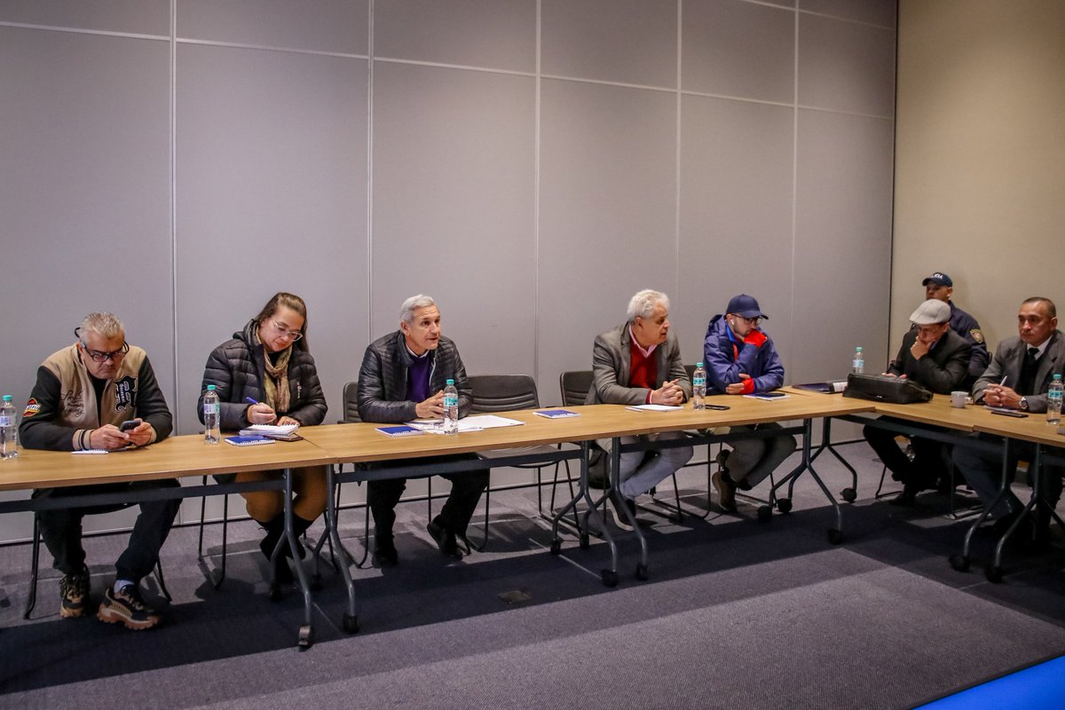 El Consejo Nacional de Seguridad en Eventos Deportivos se reunió en la APF con miras al inicio del Torneo Clausura

El encuentro permitió avanzar en la coordinación de acciones conjuntas en materia de prevención y seguridad, además de formalizar la designación del nuevo