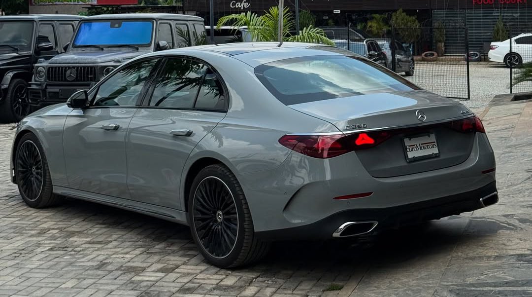 MERCEDES BENZ E350
Foreign used 2024 Model 
Original duty ☑️
🏷️199.999m
📍Abuja