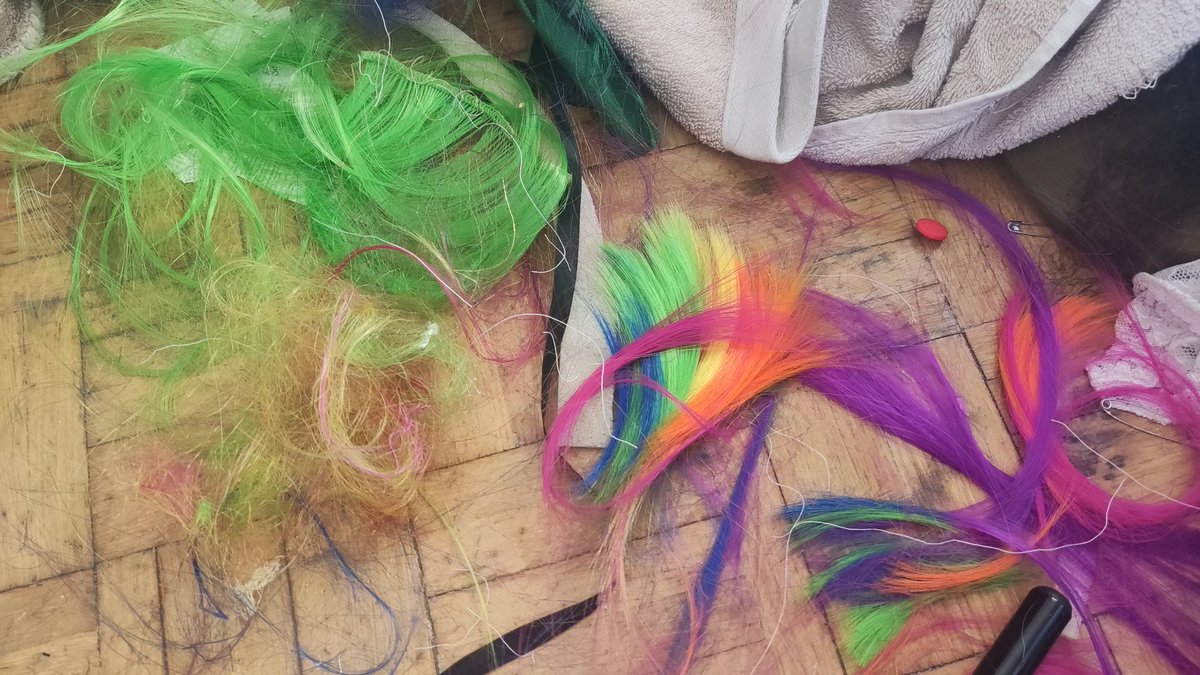 prisma_lux's tweet image. La @Joan_Chvlr ma dejao el cuarto como si le hubiera hecho la brasileña a un My Little Pony