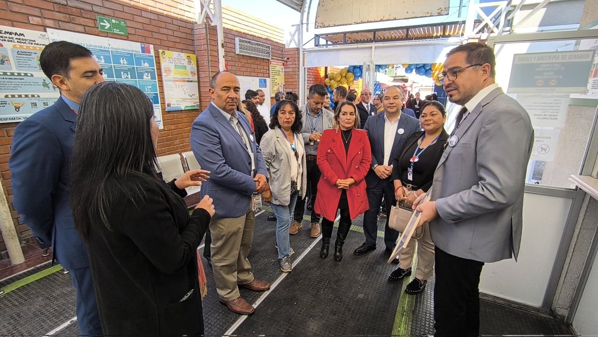 Ceremonia de acreditación Cesfam Dr. Víctor Bertín Soto

Dr. Víctor Torres, Superintendente de Salud y Rafael Moreno, Agente en la Región de Arica, entregaron el certificado de acreditación a su director, Pablo Lara.

Felicidades al equipo por esta mejora en sus procesos 👏🏼💙