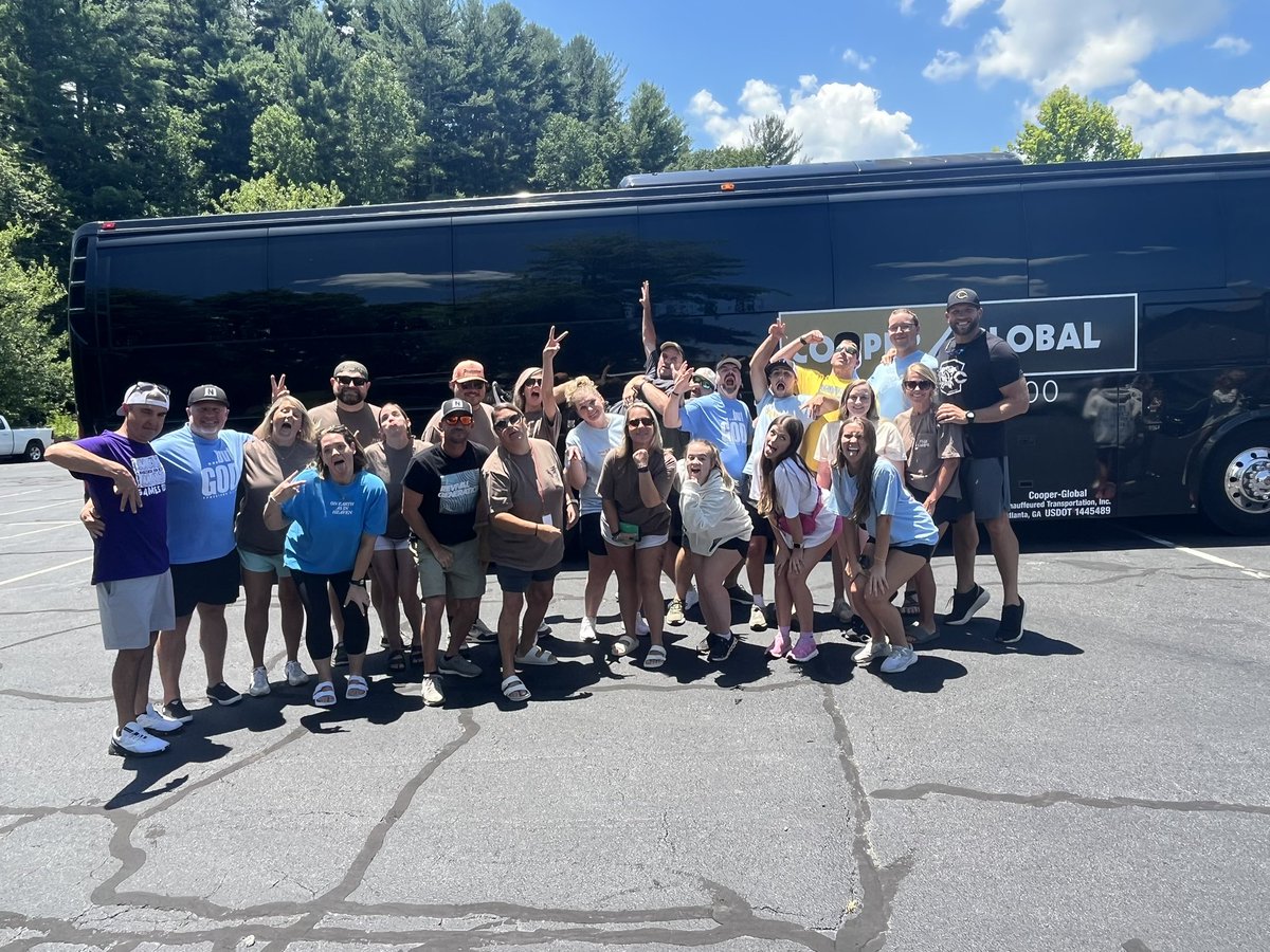 donrussellbrown's tweet image. NBC FUGE Ridgecrest 2025 Out!!! 🚍 
•
#LovingGod #MakingDisciples #EquippingSaints #ServingOthers