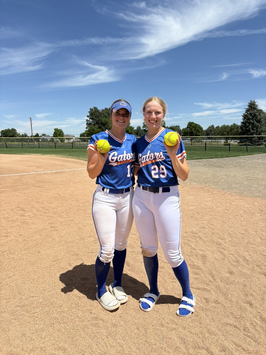 camrynwolfe2028's tweet image. My team @GatorsKetelhut finished pool play today to finish 3-1 in the @COSparkFire!  Our first game I was able to help my team finish a come from behind win with an RBI walk off double.  In game 2, my teammate @KKetelhut29 and I hit back to back 💣 💣!  Bracket play starts…