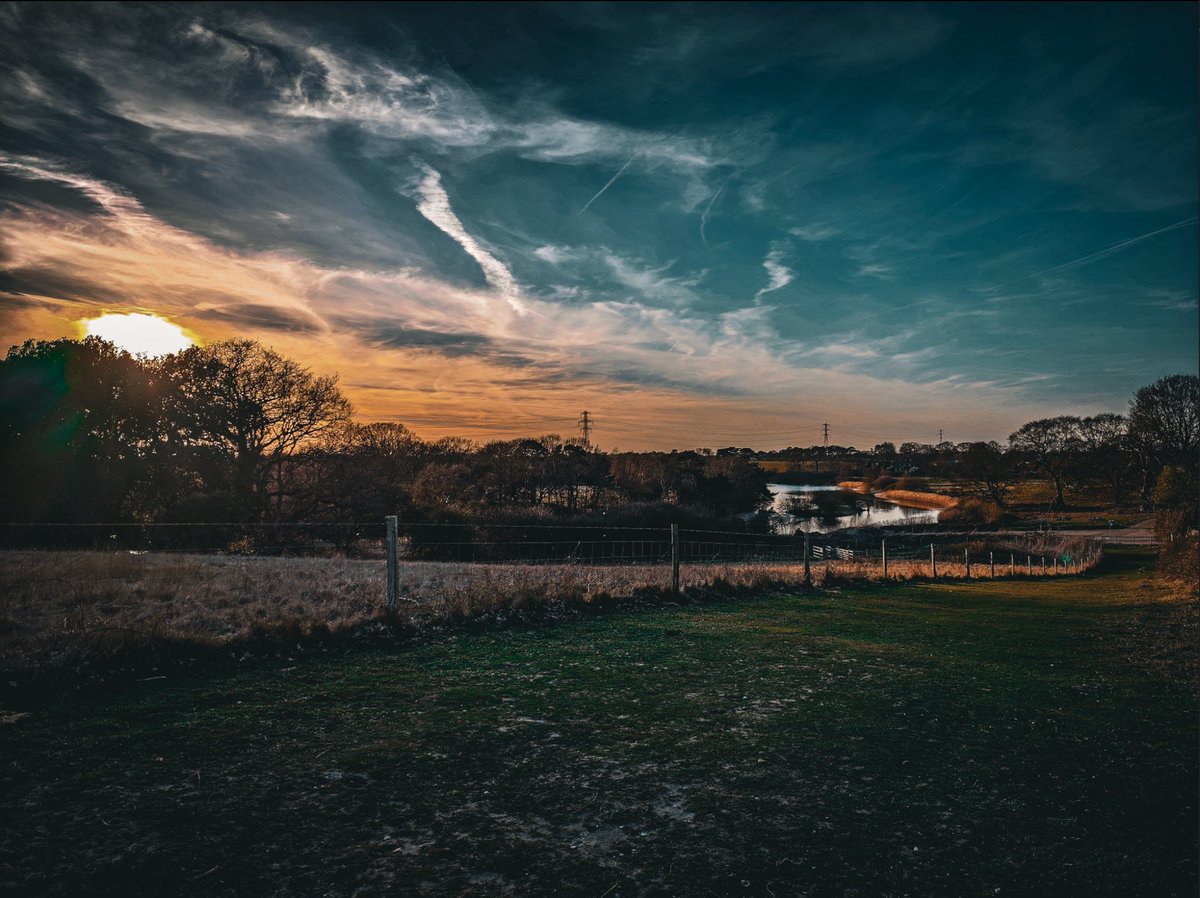 JowenBaxter's tweet image. Some pictures shot on the Xiaomi 15 Ultra 📸
#tech #technology #android #mobilephotography #photography
#photoediting #adobelightroom #XiaomiFans #techtwitter
@XiaomiUK @Xiaomi @XuFei_Xiaomi @Leica_UK @leica @leijun @Snapdragon @snapdragon_uk @Android @GoogleUK @Google