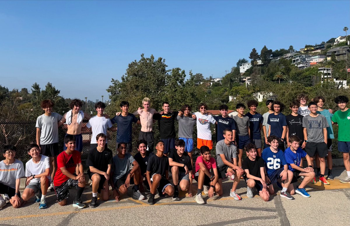 Introducing some new faces into the Loyola Cross Country program. Welcome to all of our Class of 2029 Cubs! 

📍Silverlake | #GoCubs