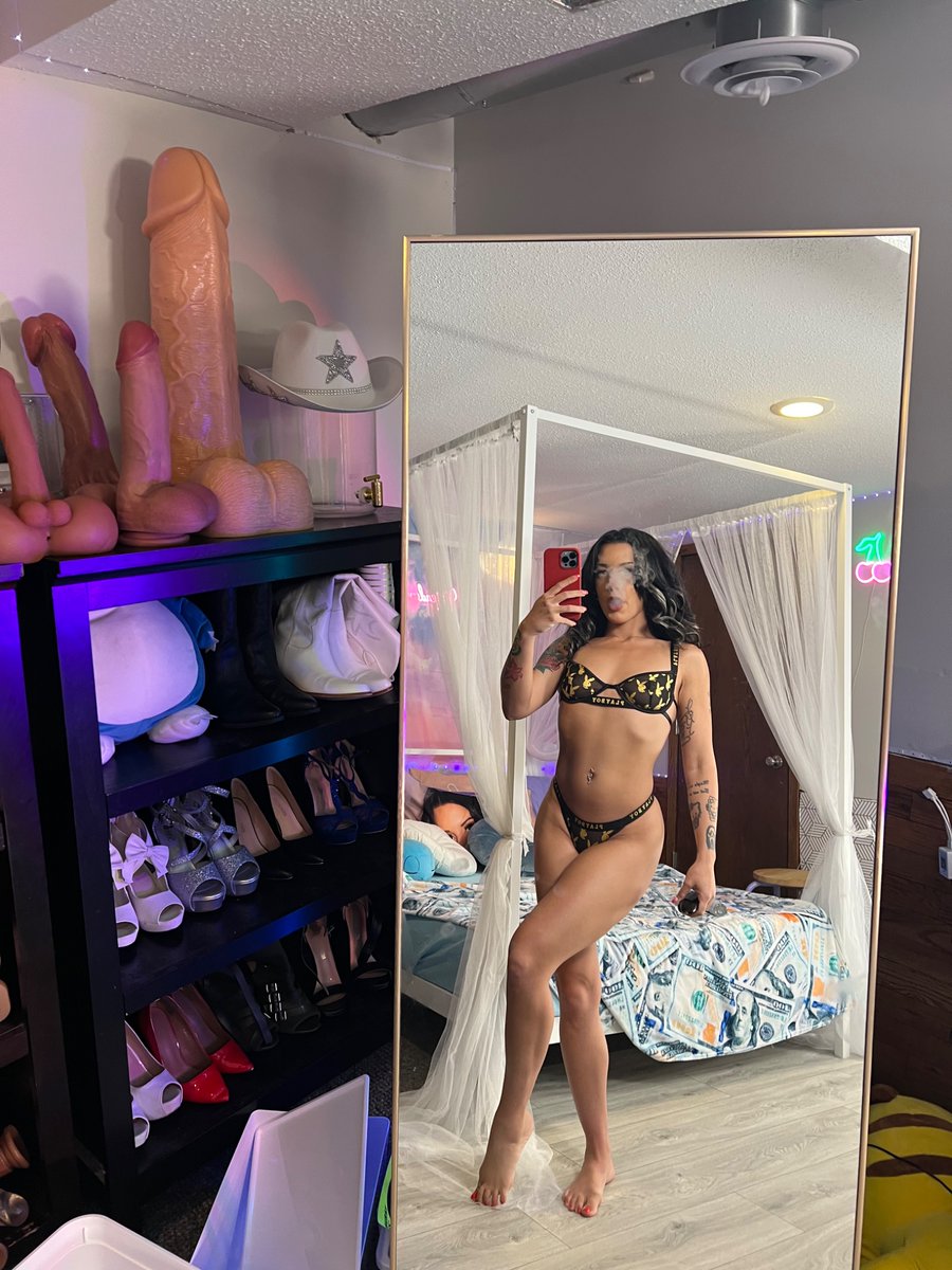 4th of July sale, for my onlyfans 5$ new and expired for 100 subs only. Get access to no ppv, b/g,g/g, 3 sums, 5 sums, solo, roleplay. 

Onlyfans Name: siclianprincesscb 
Also check my pinned post too! :)