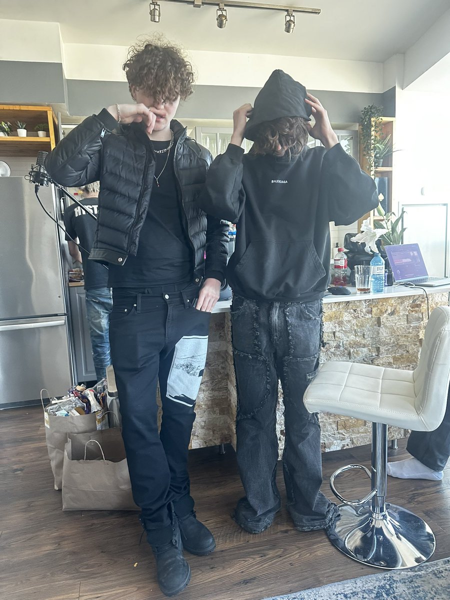 kalipoint's tweet image. reunited at last