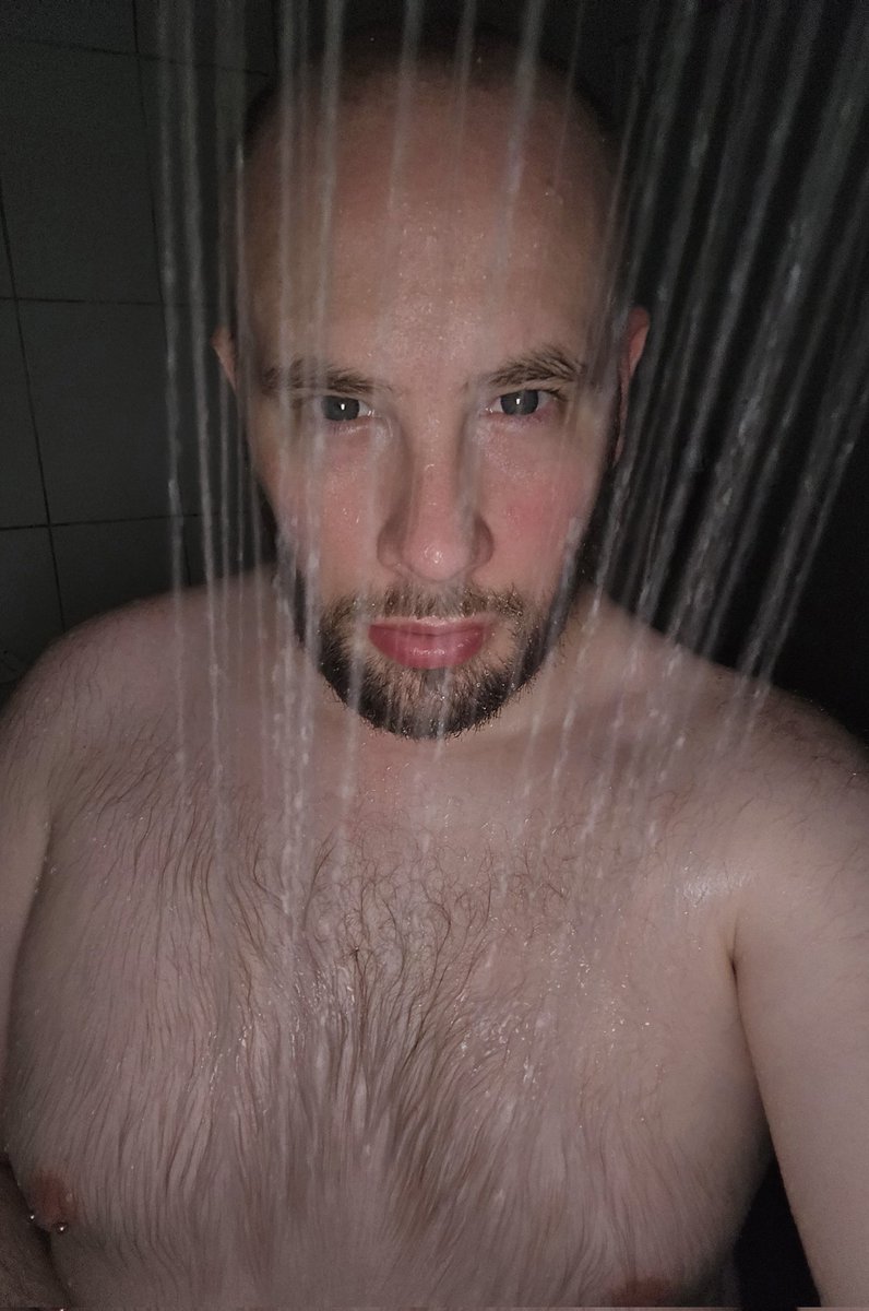 B (@breny85) on Twitter photo 