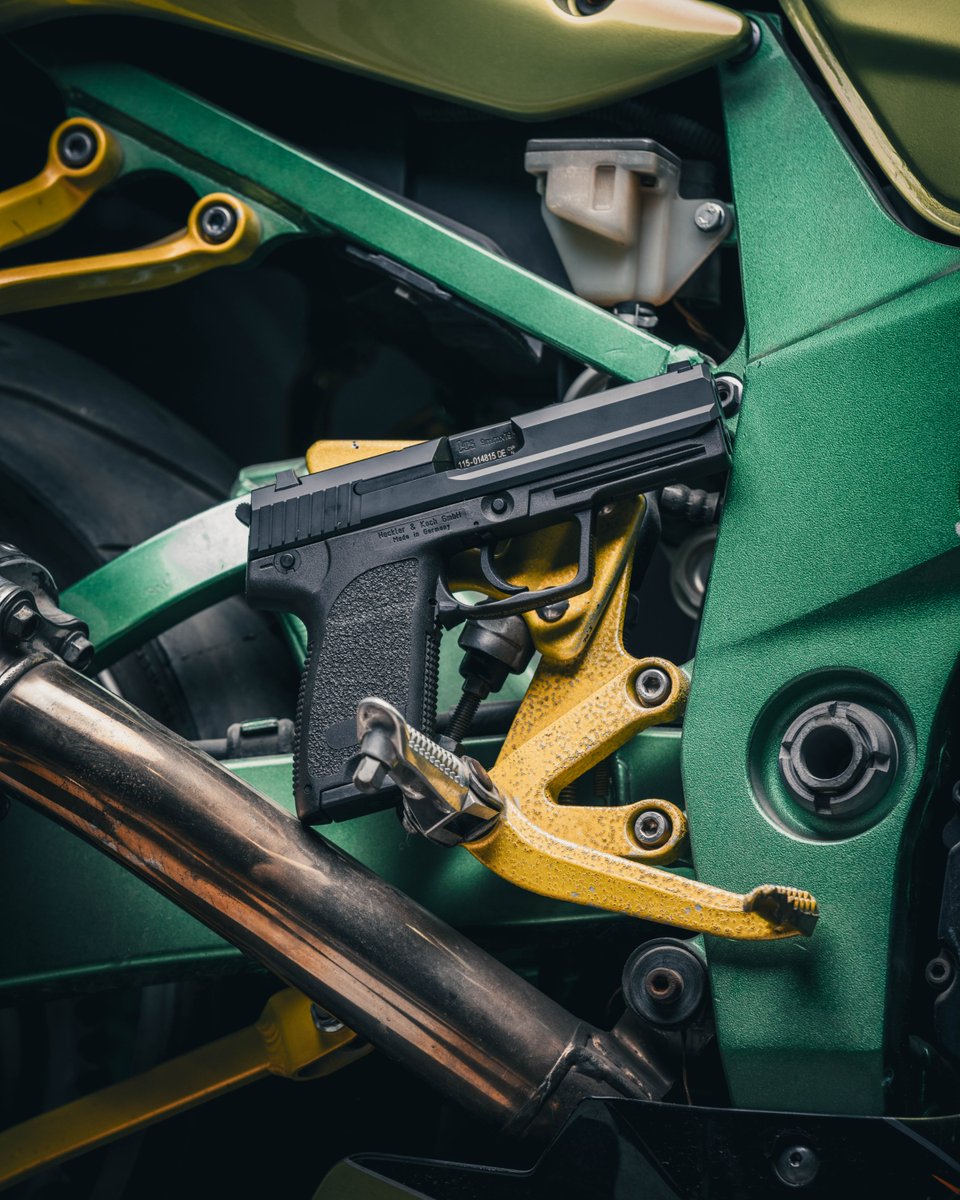 HecklerAndKoch's tweet image. Certified Classic. The P8 A1 is unique configuration specifically for the Bundeswehr, adopted in 1994.