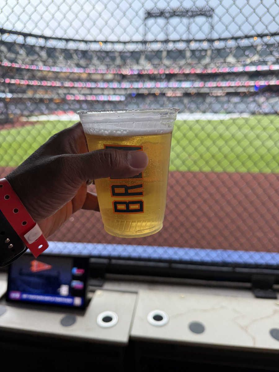 OjedaJay's tweet image. Cadillac club!! @CitiField #LGM