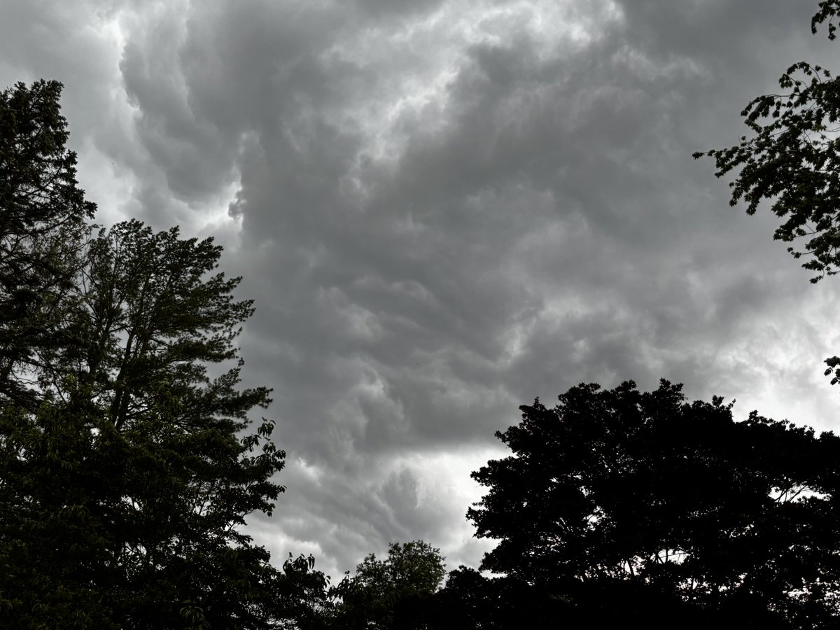 The storm at my house <a href="/gilsimmons/">Gil Simmons</a> <a href="/bobmaxon/">Bob Maxon</a> @rachalfrqnk