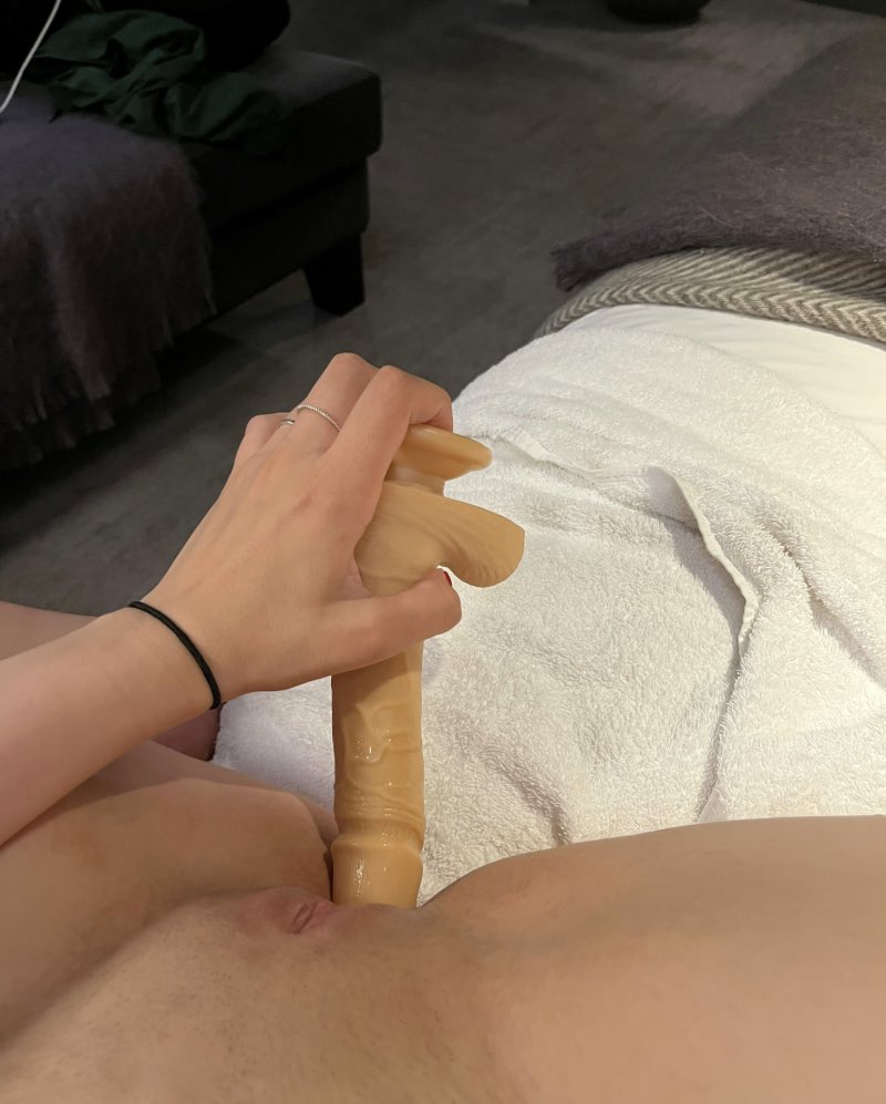 自慰时间
#母狗女大学生 #发骚 #母狗女大 #自慰
