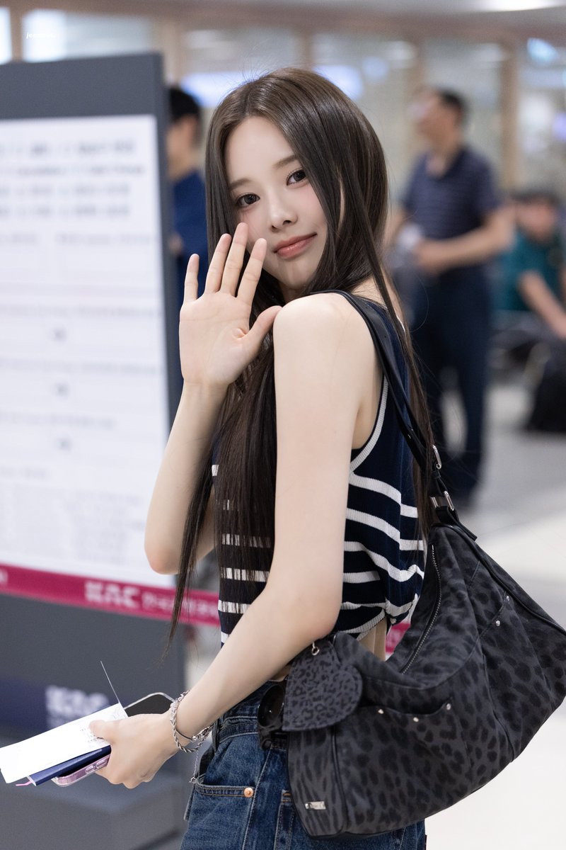 jeemout05's tweet image. 250704

#izna #이즈나
#BANGJEEMIN #방지민
#JEEMIN #지민