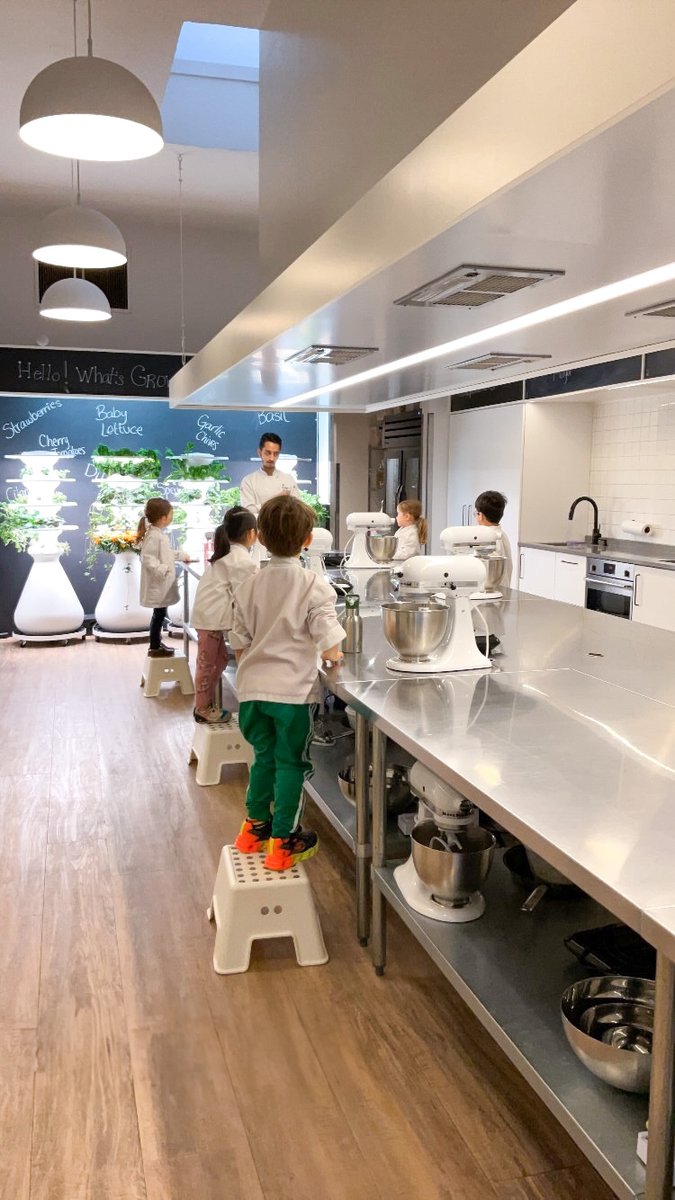 LittleKitchenA1's tweet image. We're thrilled to welcome Amin Taji as the new owner of LKA Richmond Oval 🎉
Amin’s started as an instructor at LKA Point Grey. After 3 years of teaching, Amin took the leap to lead a location of his own.
We can’t wait to see his impact on the community! 👨🍳🔥