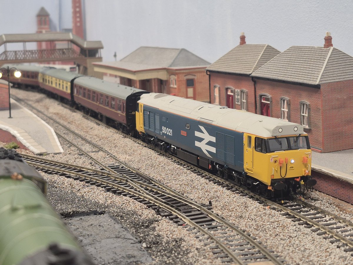 Accurascale 50021 "Rodney" takes charge of a service off Polcarne....